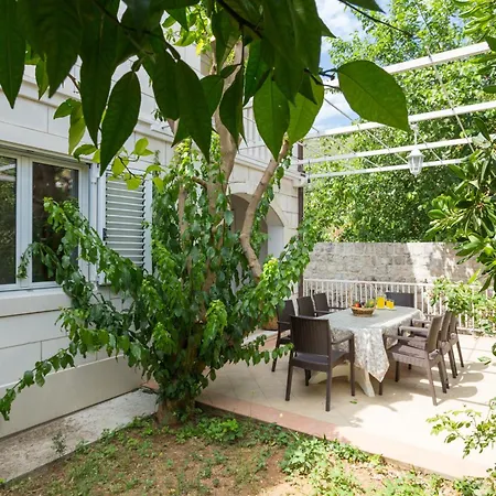 Seaside Tranquility Holiday Zaton Daire