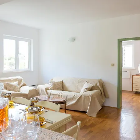 Seaside Tranquility Holiday Zaton Daire *